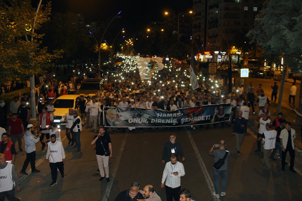 Diyarbakırlılar Aksa Tufanı yıldönümünde Gazze direnişini selamladı