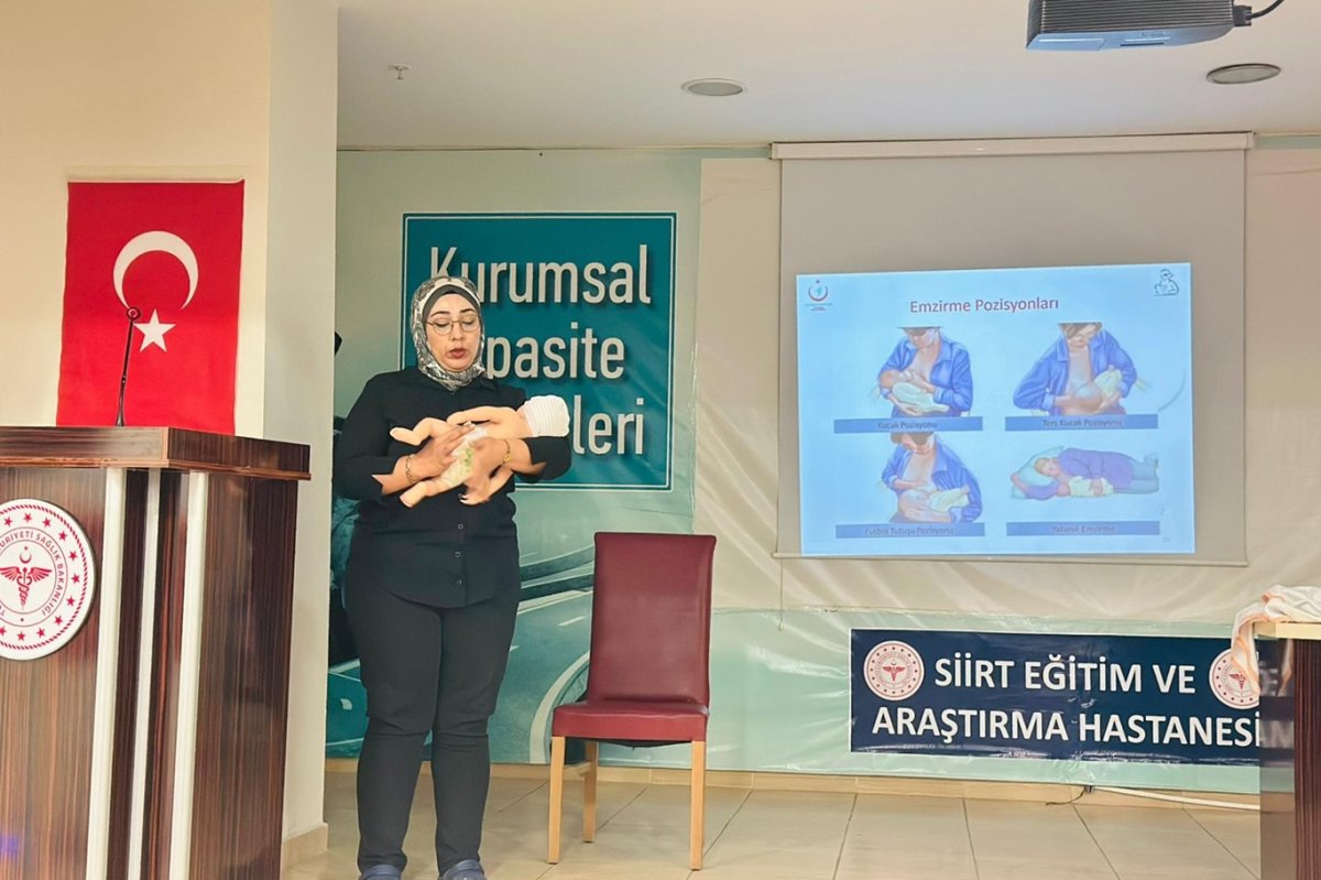 Siirt Eğitim ve Araştırma Hastanesi’nde “Anne sütü ile beslenme ve emzirme” eğitimi düzenlendi