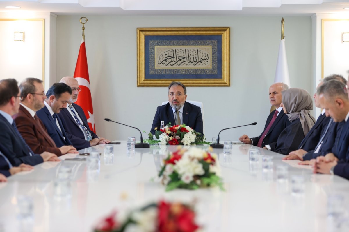 Diyanet İşleri Başkanlığına atanan genel müdürler göreve başladı