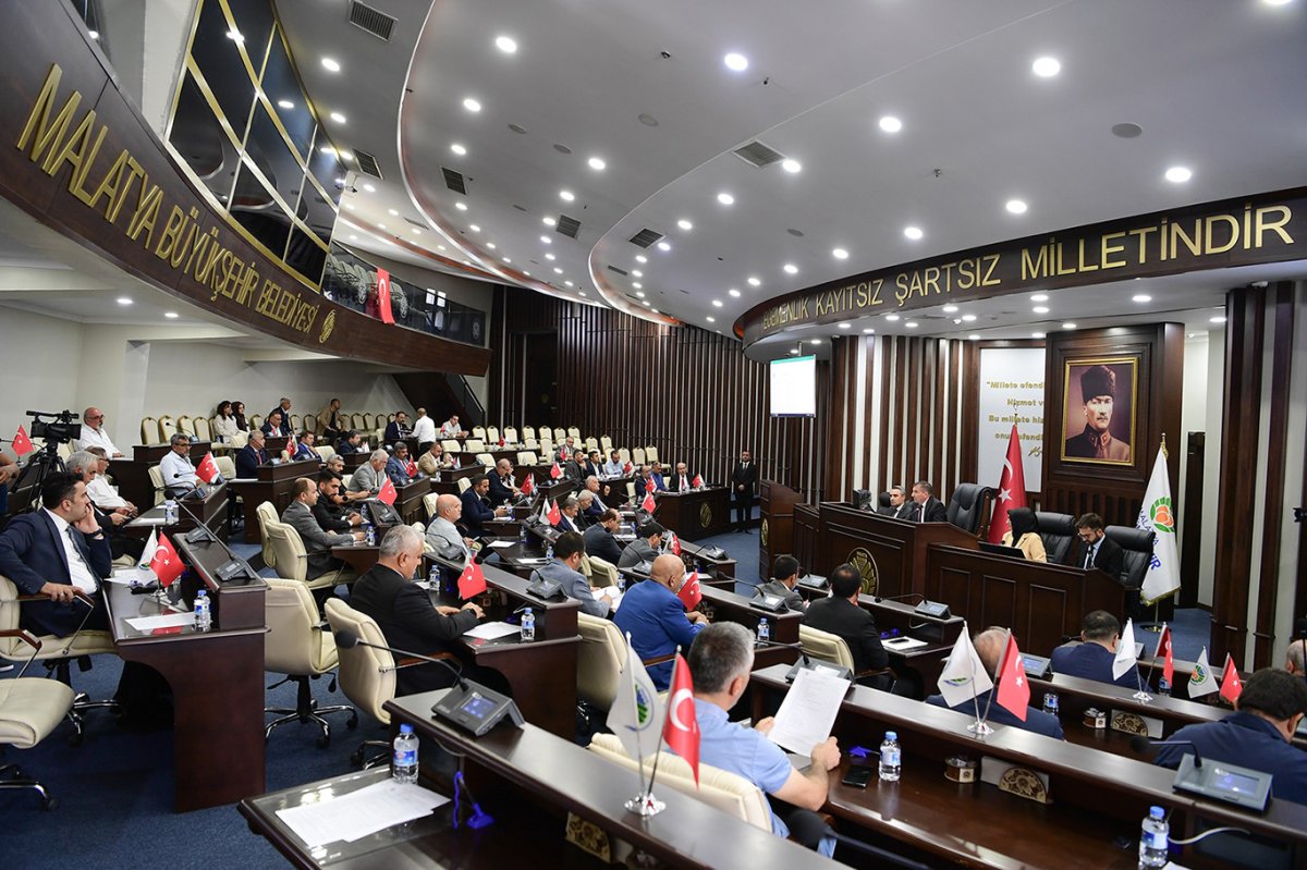 MBBM Başkan Vekili Ayhan: Tüm dünya bir kez daha siyonistlerin insanlık dışı yüzünü görmüş oldu