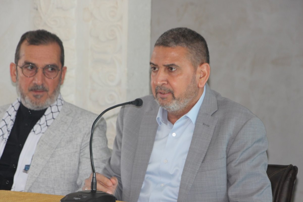 Sami Ebu Zuhri: İşgal ve şer güçleri HAMAS'la anlaşmaya varmaları onları güç olarak kabul ettiklerinin itirafıdır