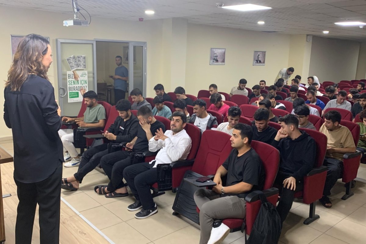 Batman'da öğrencilere yönelik psikolojik destek eğitimi