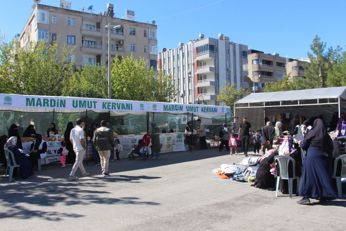 Umut Kervanı'nın kermesine katılanlar: Gazze için her türlü fedakârlığa hazır olmak lazım