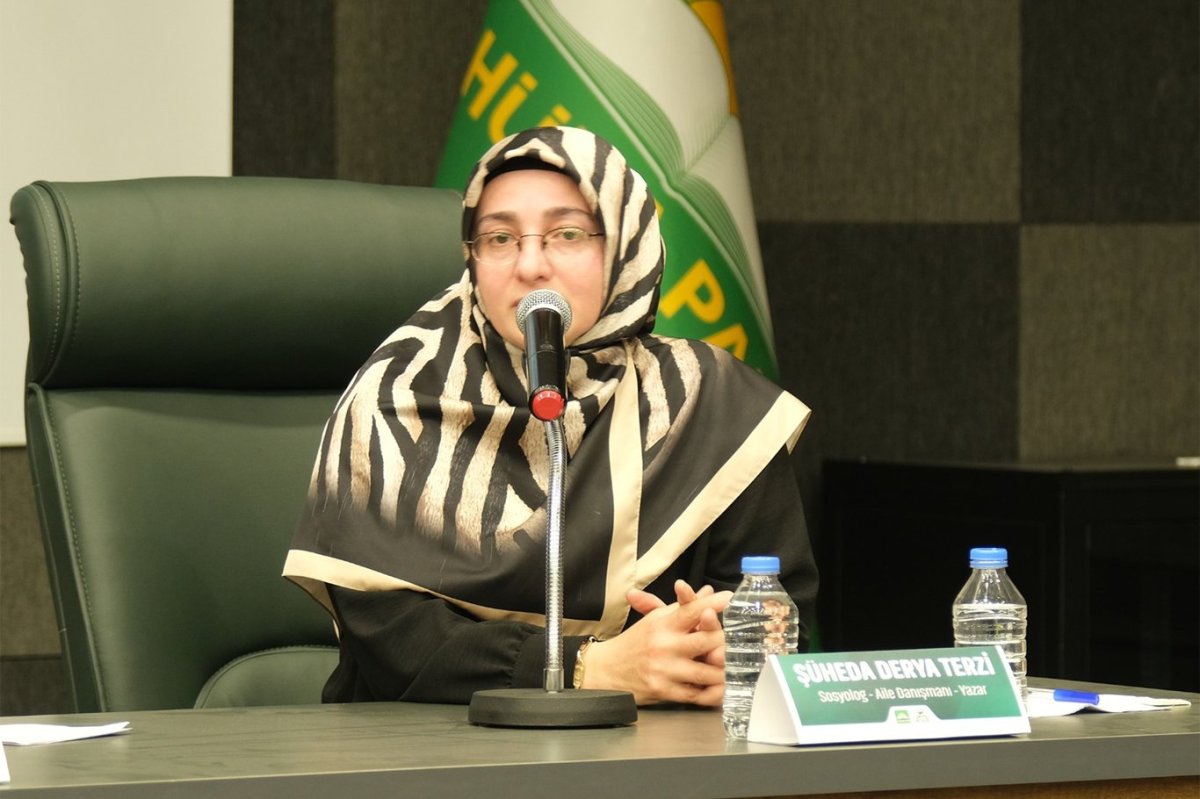 HÜDA PAR Aile Başkanlığı, ‘Son Kale: Aile’ paneli düzenledi