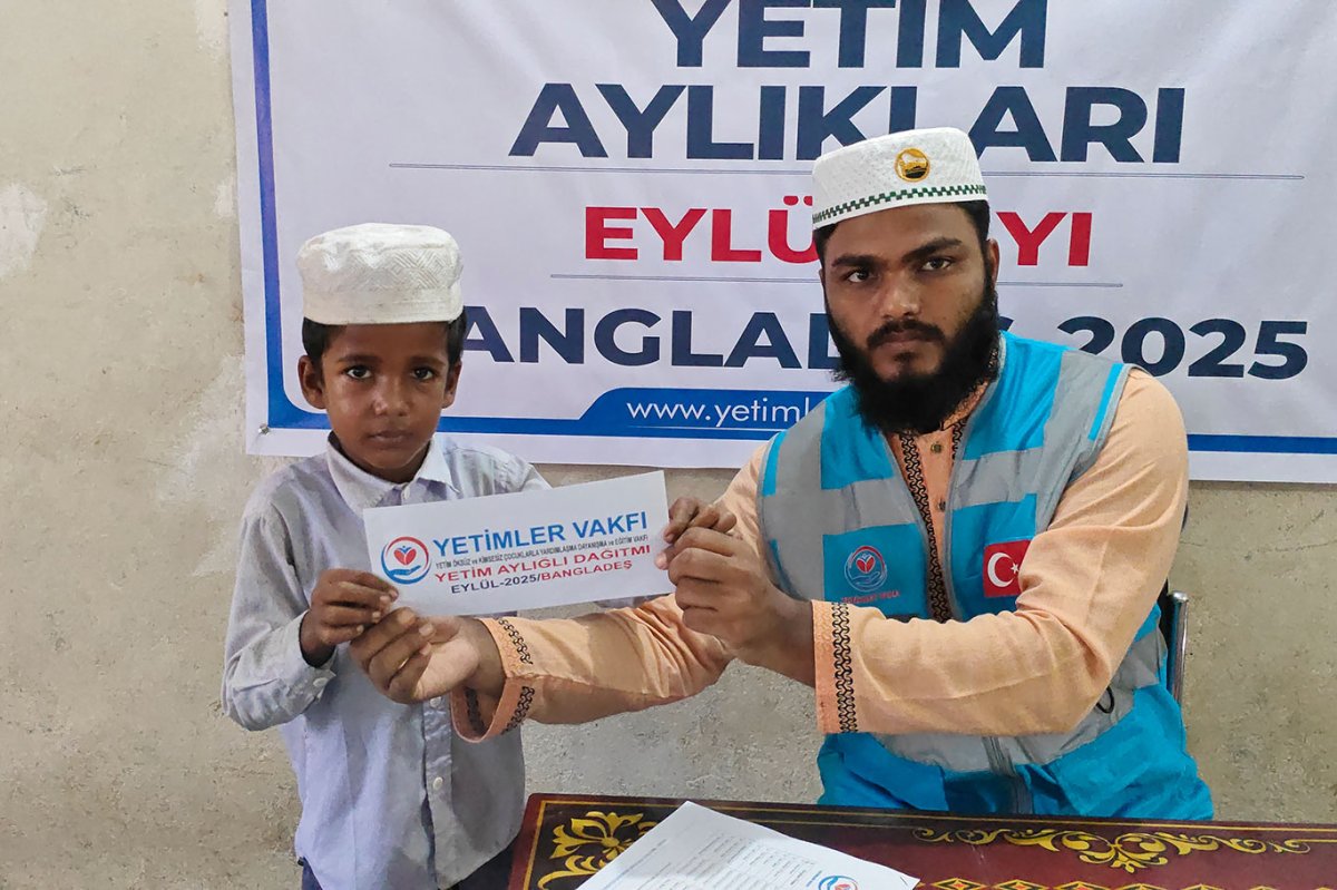 Bangladeş'te eylül ayı yetim aylığı dağıtımı gerçekleştirildi
