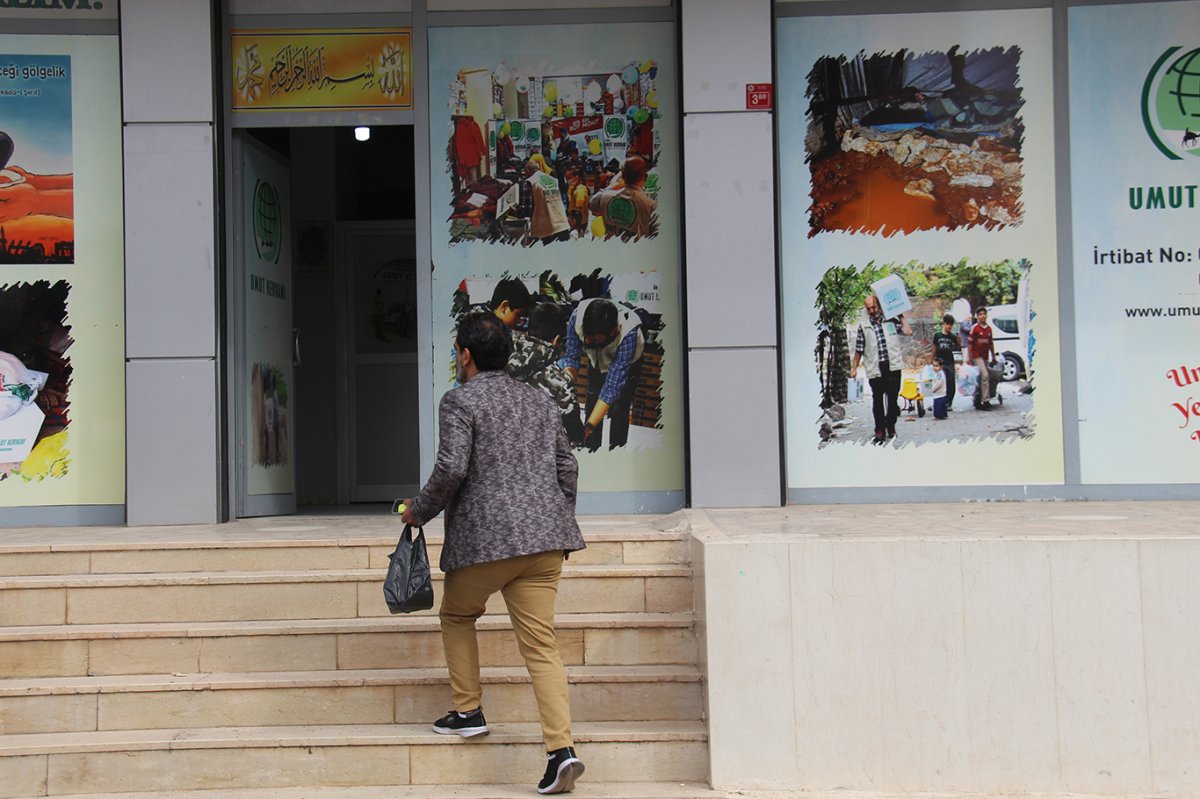 Diyarbakırlı ciğerci üç günlük gelirini Gazze'ye bağışladı