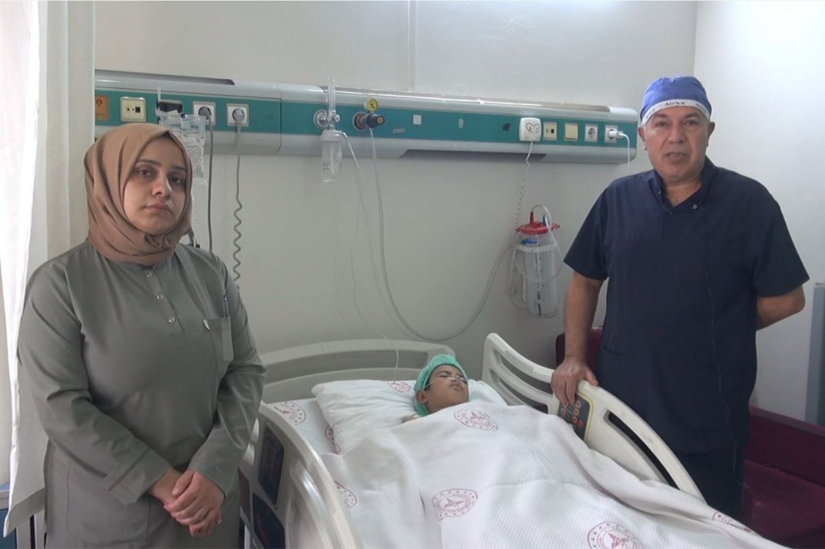 Akciğer kisti patlayan 7 yaşındaki çocuk Şanlıurfa’da hayata tutundu