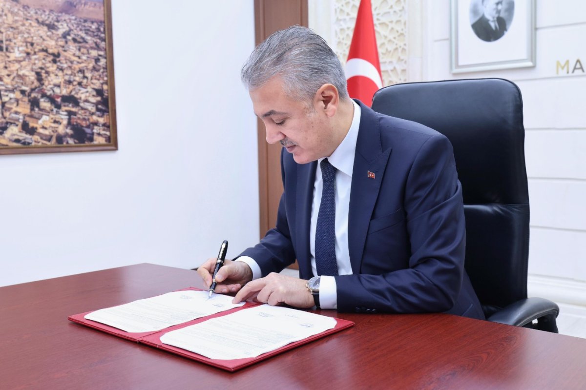 Mardin’de bir hayırsever 1 öğretmenevi ve 2 yeni okul kazandırıyor