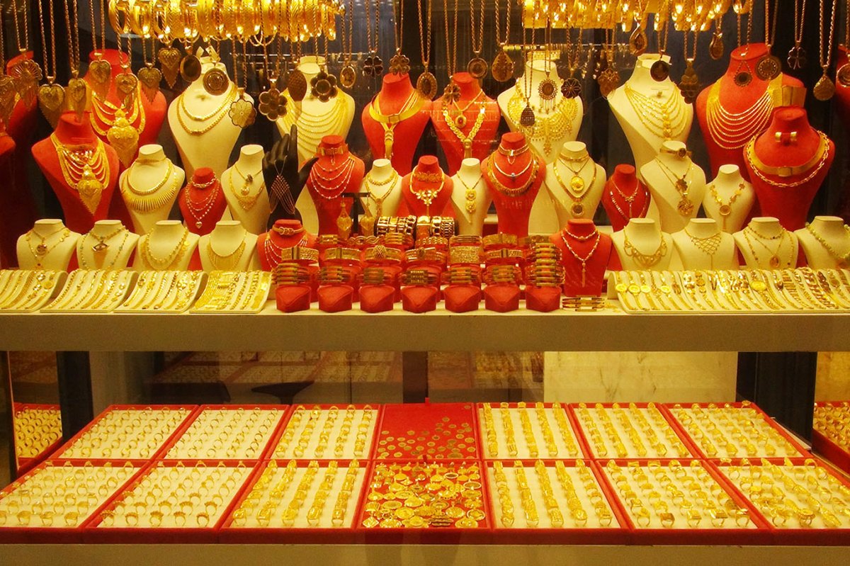 Altın daha da yükselecek mi? Kuyumcular ne diyor?
