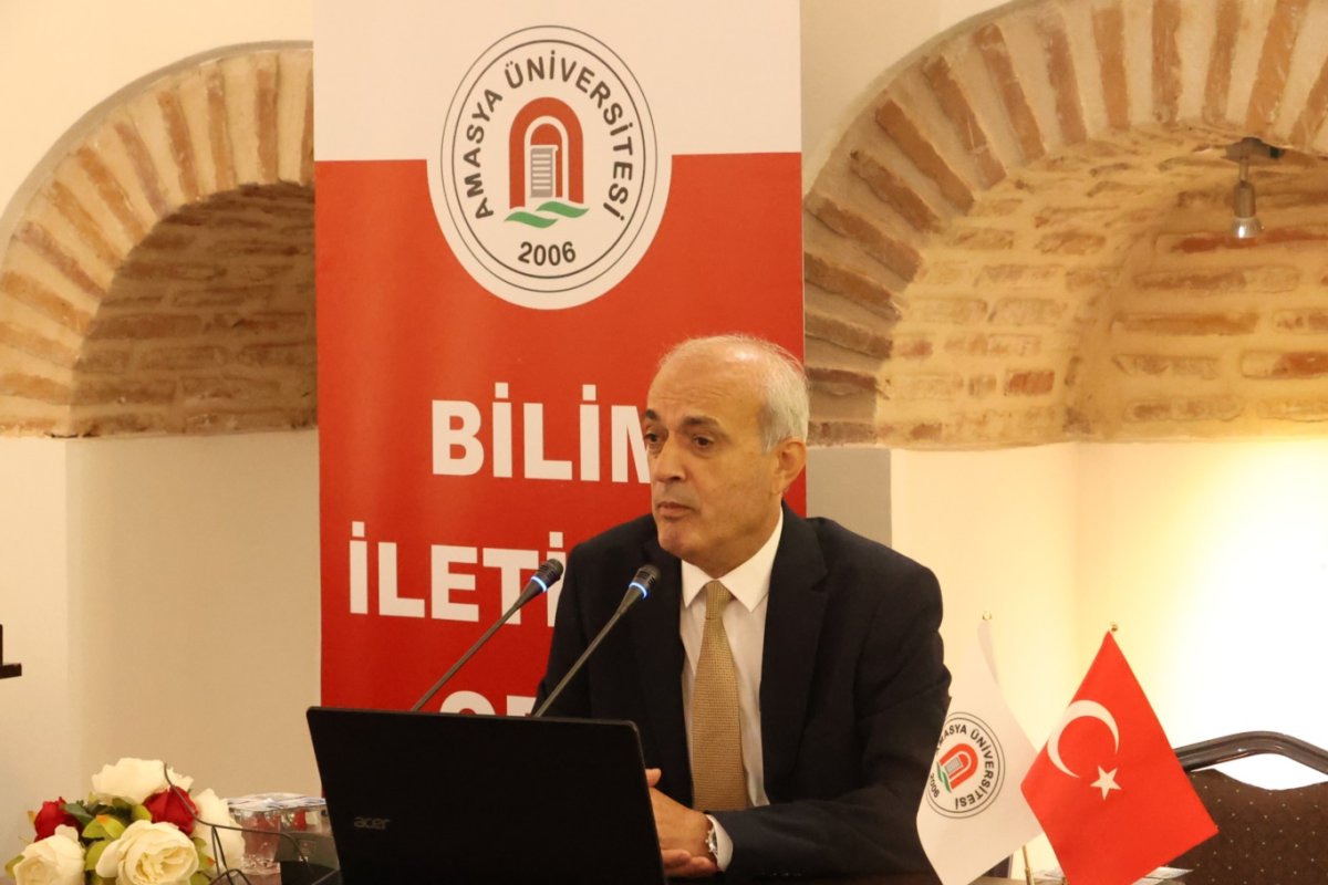 Bal arılarından yapay zekâya yolculuk: Prof. Dr. Derviş Karaboğa Amasyalılarla buluştu