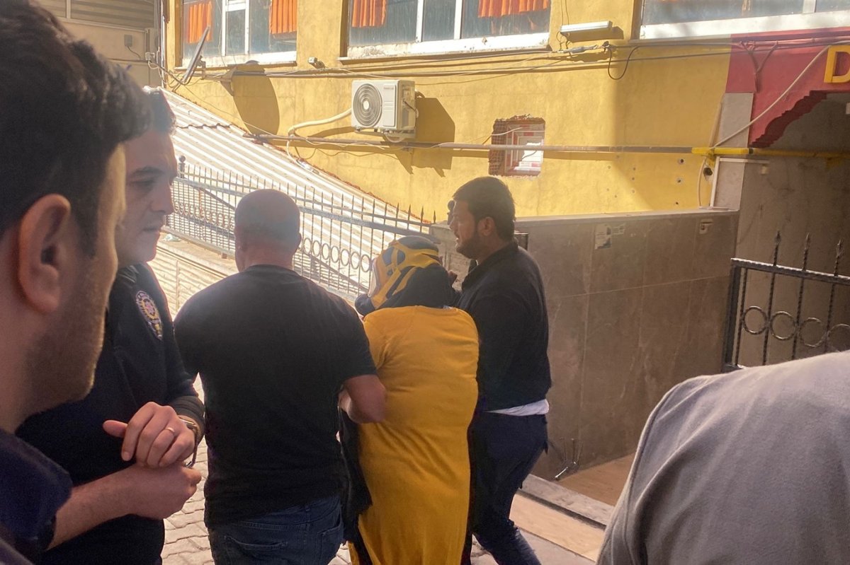 Siirt'te apartmanda yangın paniği: 7 kişi dumandan etkilendi