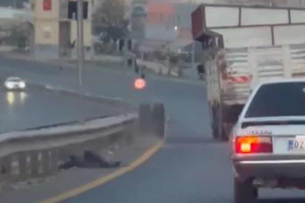 Şanlıurfa girişinde kamyonetin lastiği yola fırladı: Sürücünün dikkati olası kazayı önledi