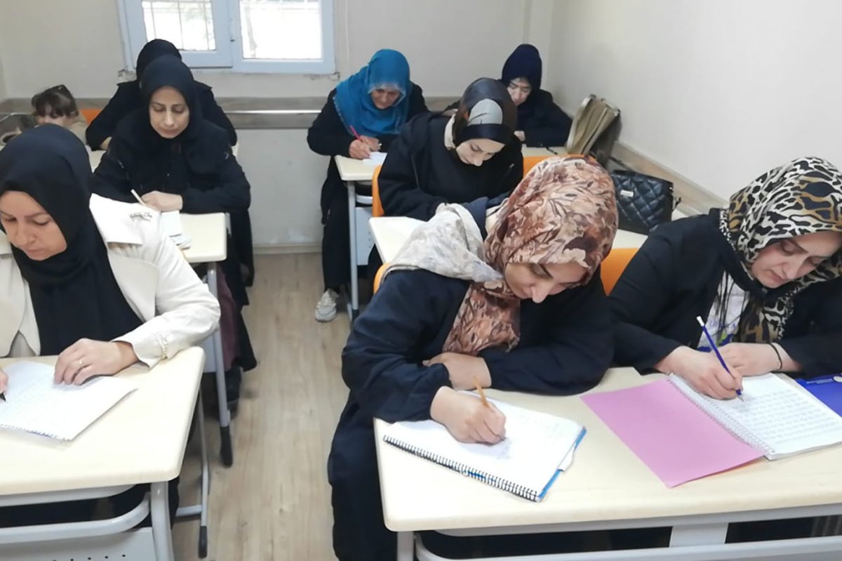 Batman'da okuma yazma kurslarına yoğun ilgi