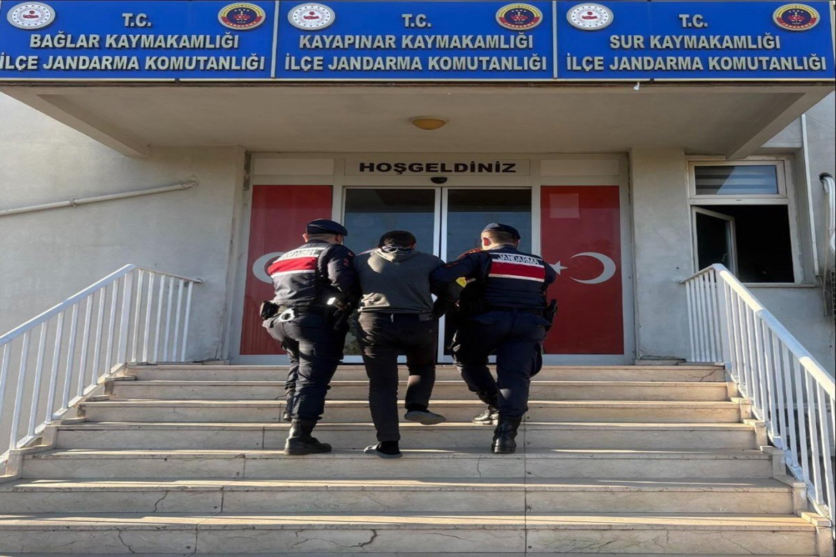 Diyarbakır’da geniş çaplı operasyon: 51 kişi yakalandı