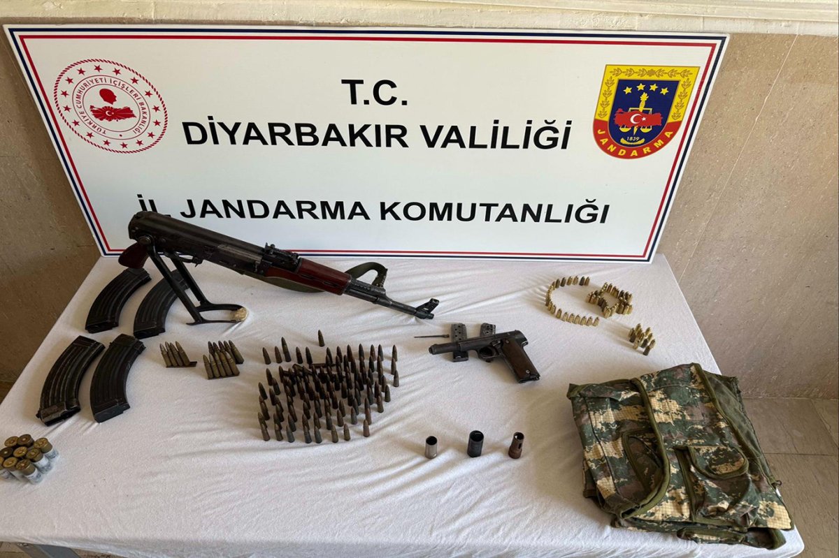 Diyarbakır’da silah ve kaçakçılık operasyonu