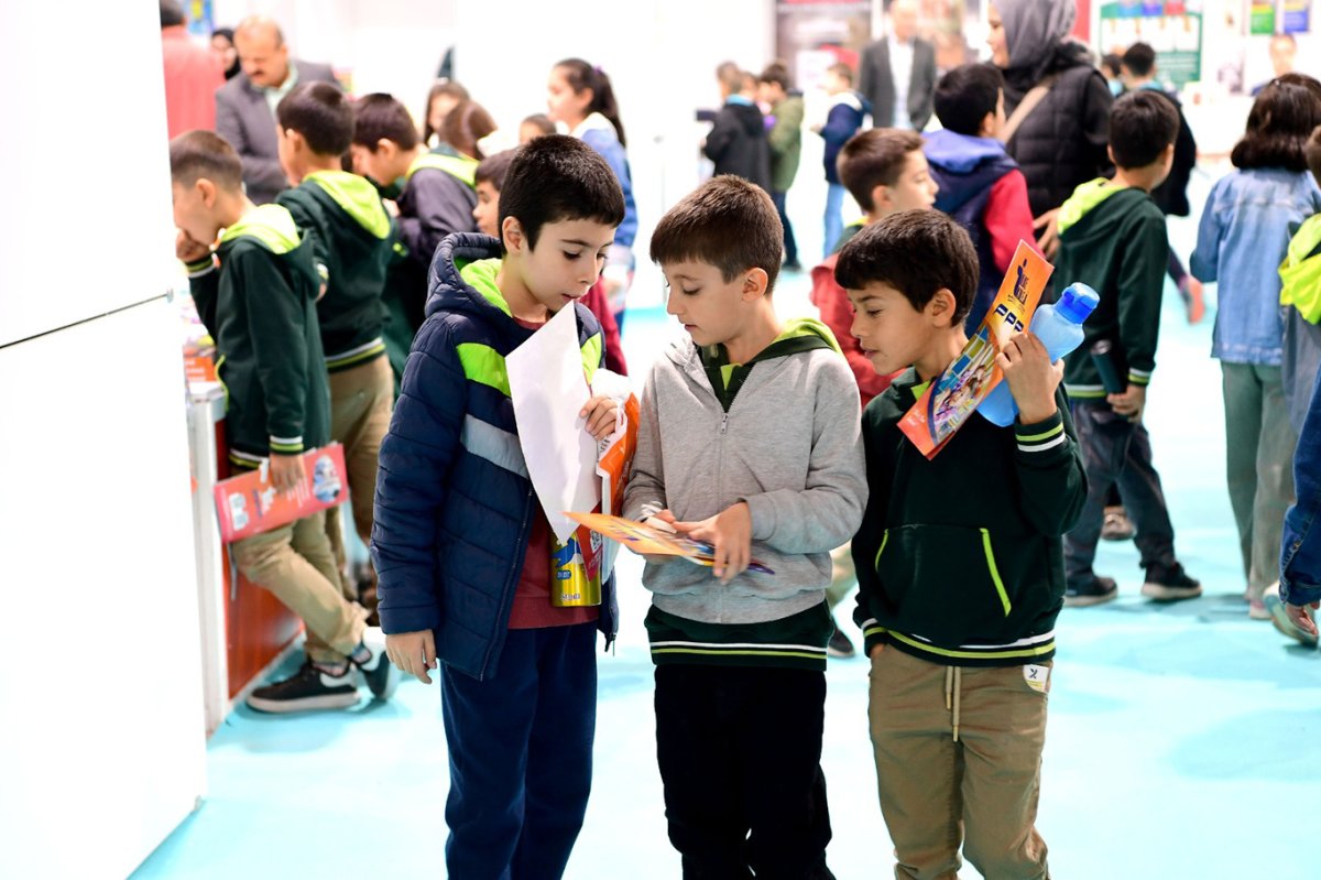 Malatya Anadolu Kitap ve Kültür Fuarı kitapseverlerden yoğun ilgi görüyor