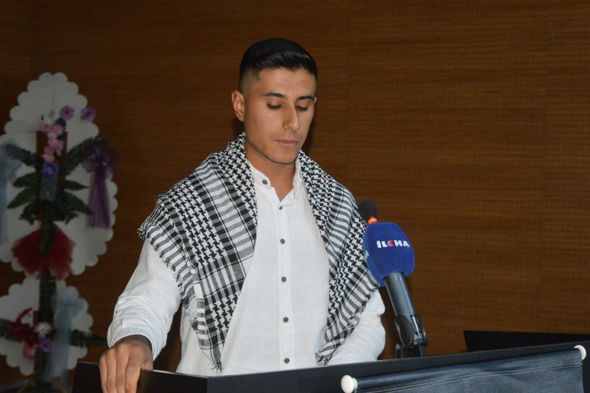 Siirt'te “Gençliği Aydınlığa Çıkaracak Vesileler” konferansı düzenlendi