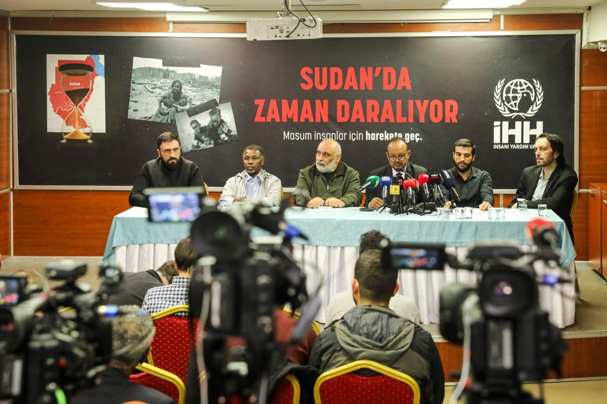 "Filistin'e saldıranlar kimlerse Sudan'a saldıranlar da onlar"