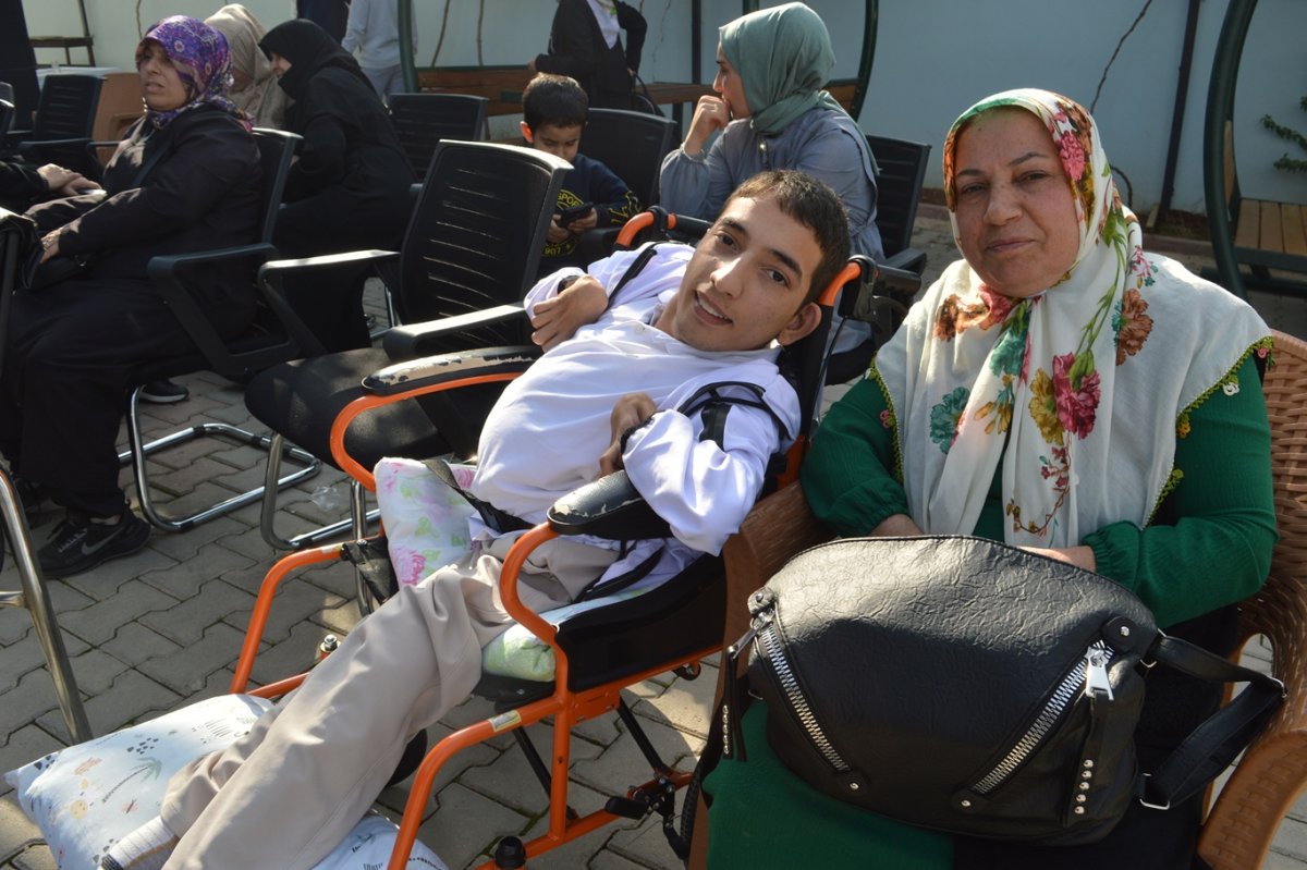 Doç. Dr. Gülşen İstek: Engelli olmak bedende değil, vicdanda başlar