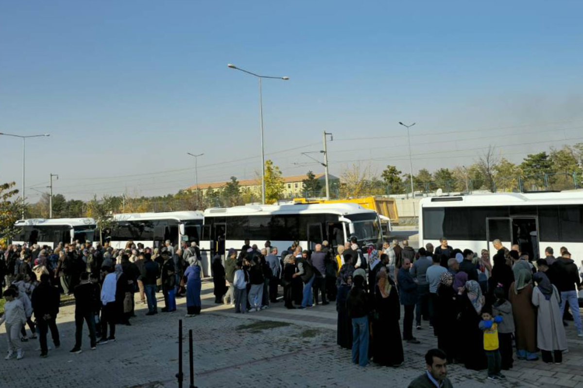 Malatya'dan ilk umre kafilesi dualarla kutsal topraklara uğurlandı