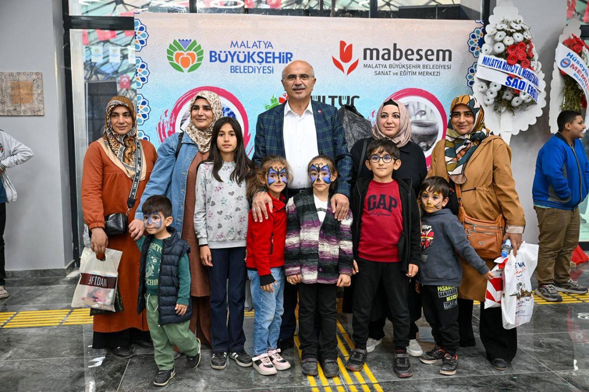 11. Malatya Anadolu Kitap ve Kültür Fuarı yaklaşık 250 bin ziyaretçiyi ağırladı