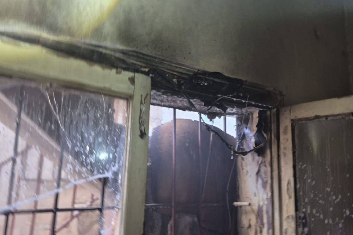 Batman’da iki katlı evde yangın