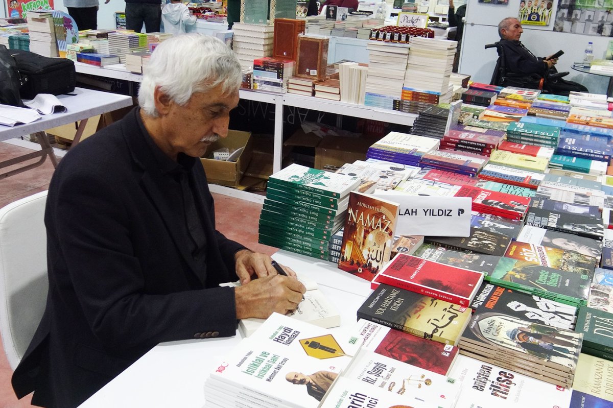 Eğitimci-yazar Yıldız: Namazı cehennemle değil, hikmetiyle sevdirelim