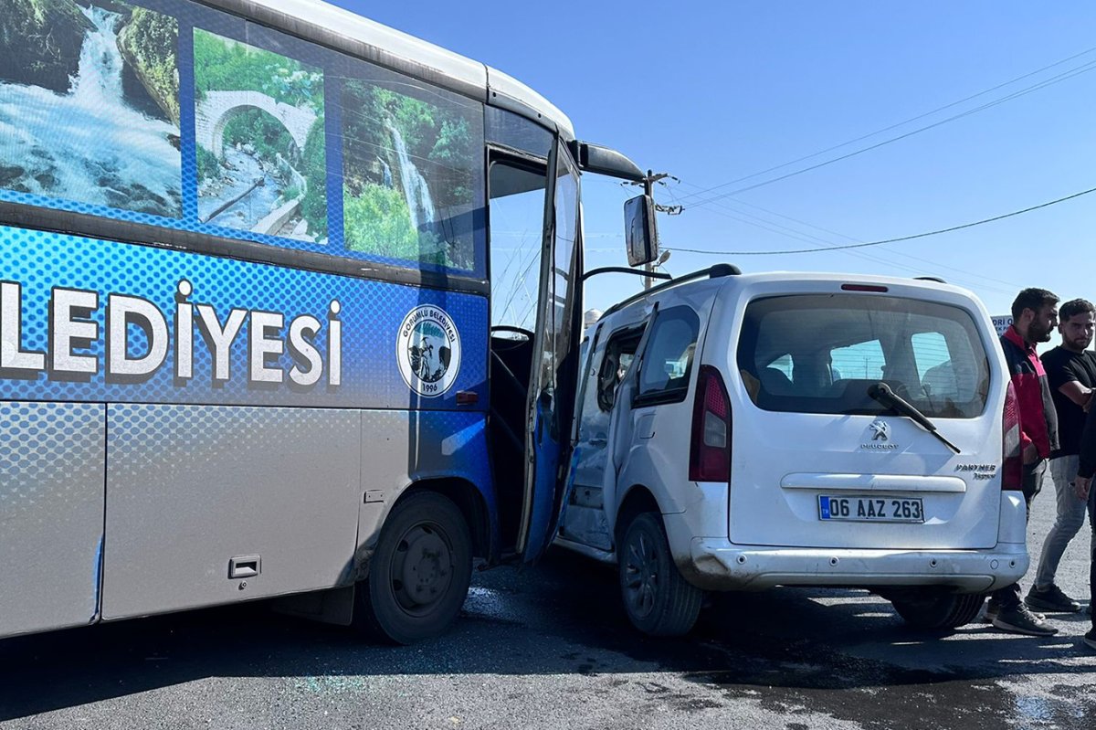 Şırnak'ta maddi hasarlı kaza