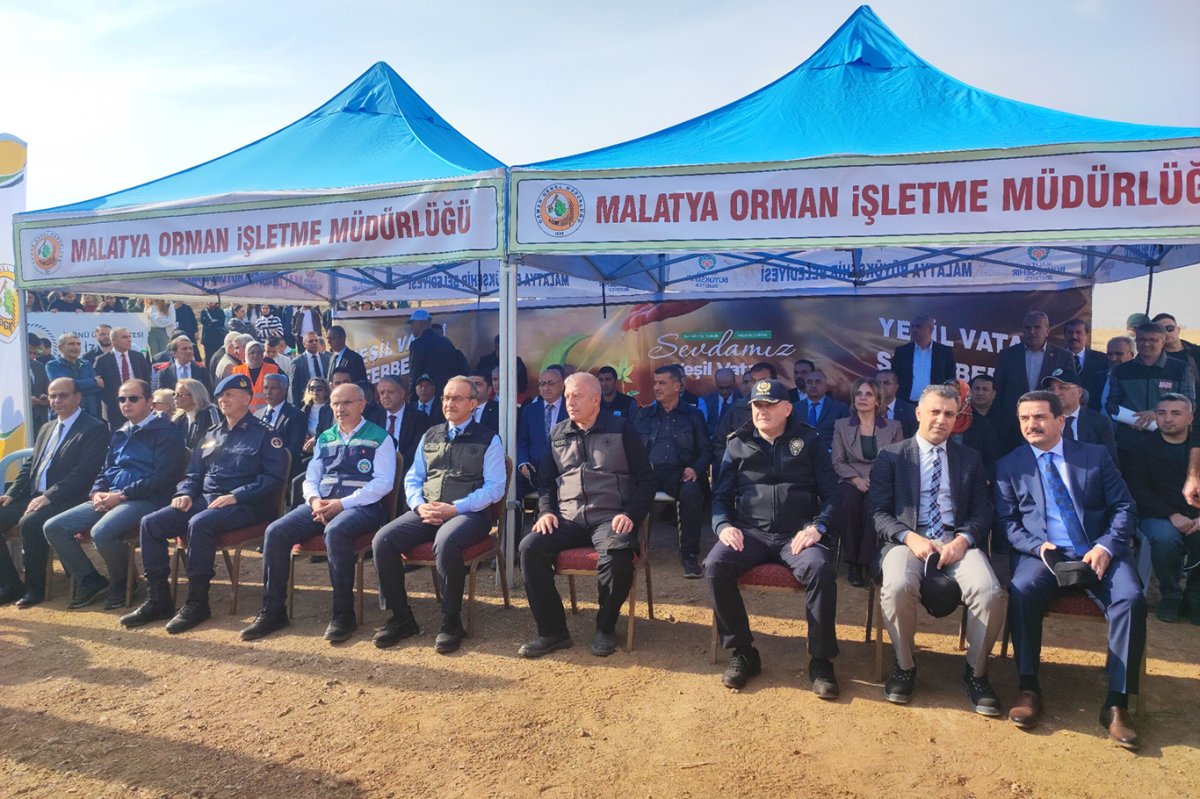 Malatya'da yüzbinlerce fidan toprakla buluştu