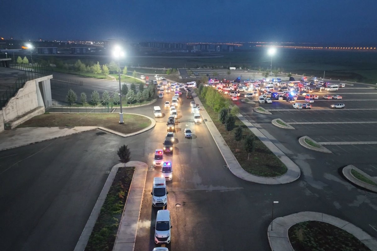 Diyarbakır'da 53 adrese eş zamanlı baskın: 46 gözaltı