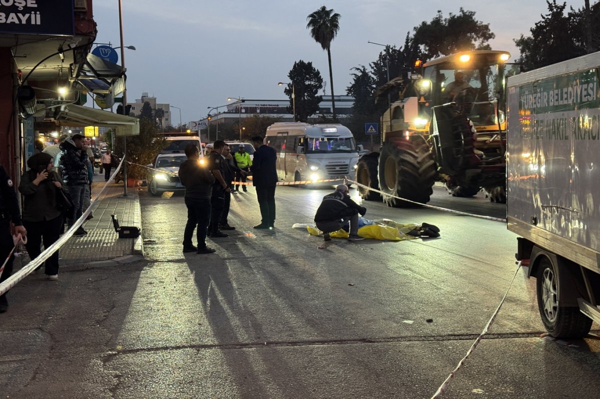 Adana'da kamyonun çarptığı yaşlı adam hayatını kaybetti