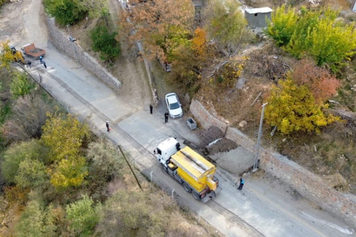 Battalgazi Belediyesi'nden asfalt yama çalışması