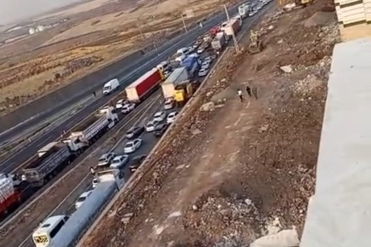 Çileye dönen yol çalışması Siverek'te vatandaşları isyan ettirdi