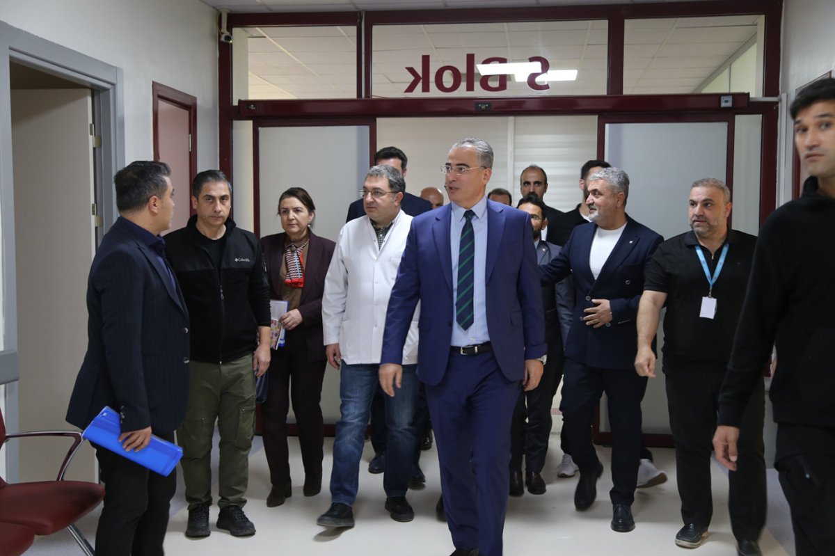 Diyarbakır Gazi Yaşargil Hastanesi'nde 24 yeni poliklinik hizmete açıldı