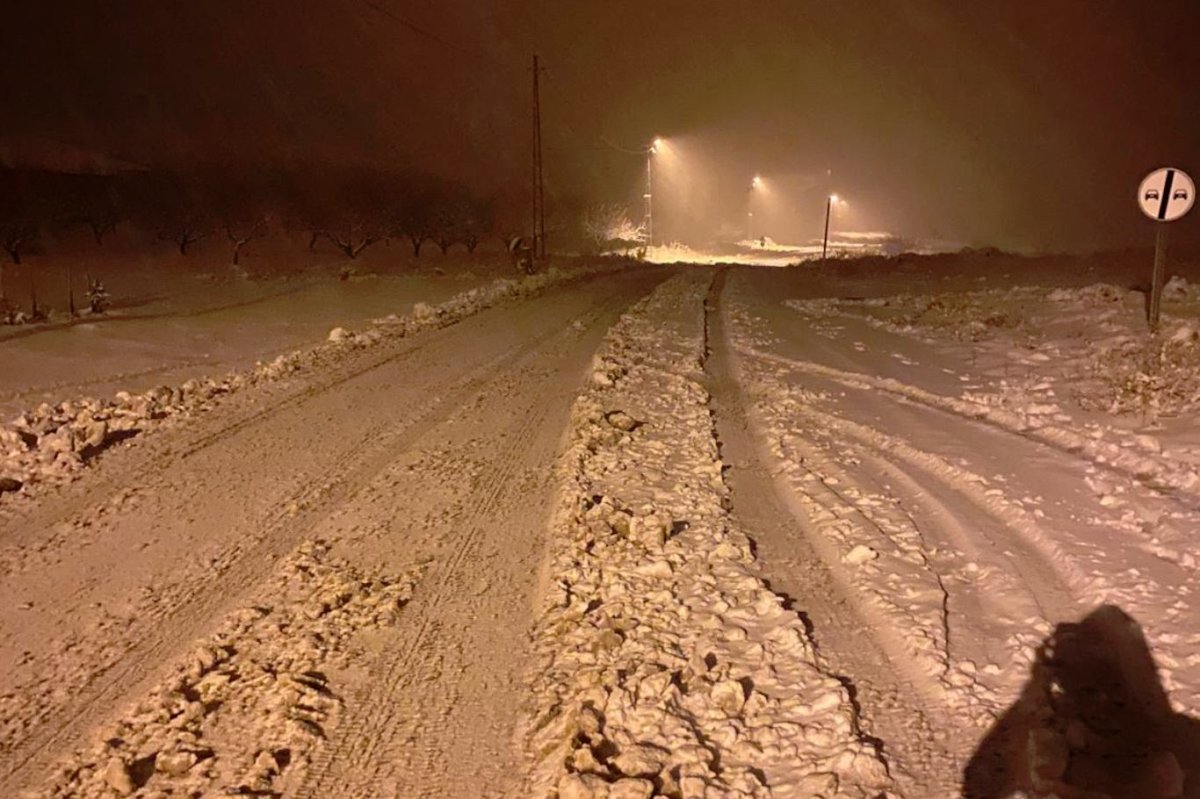 Malatya'da kar yağışı nedeniyle mahsur kalan vatandaşlar kurtarıldı