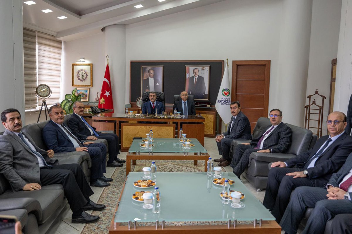 Bakan Tekin'den Malatya Büyükşehir Belediyesi'ne ziyaret