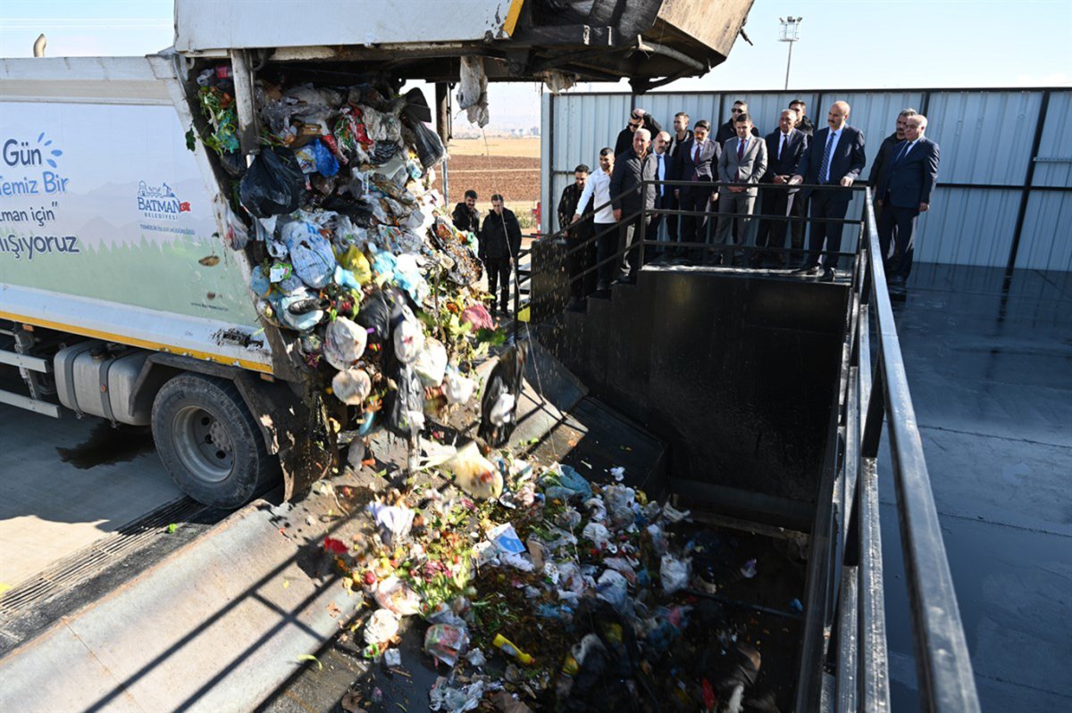 Batman'da tepkilere rağmen "Katı Atık Aktarma İstasyonu" açıldı