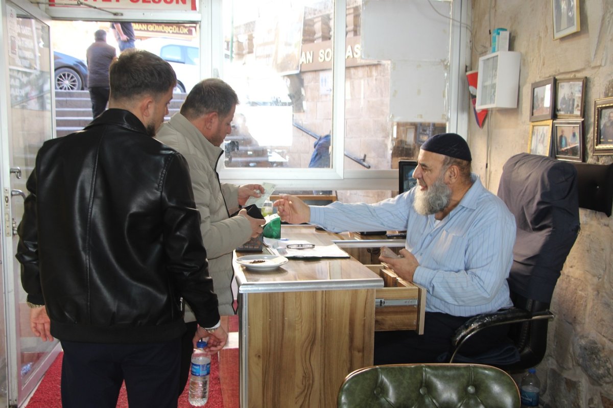 Lokanta işletmecisi, 55 yıldır rızık endişesi taşımadan işini sürdürüyor