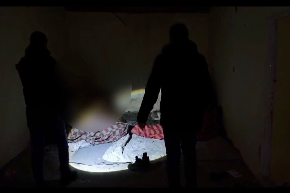 Ağrı'da gerçekleştirilen operasyonda 10 düzensiz göçmen ile 3 insan kaçakçısı yakalandı