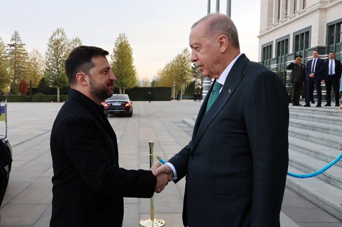 Cumhurbaşkanı Erdoğan, Ukrayna Devlet Başkanı Zelenskiy ile görüştü
