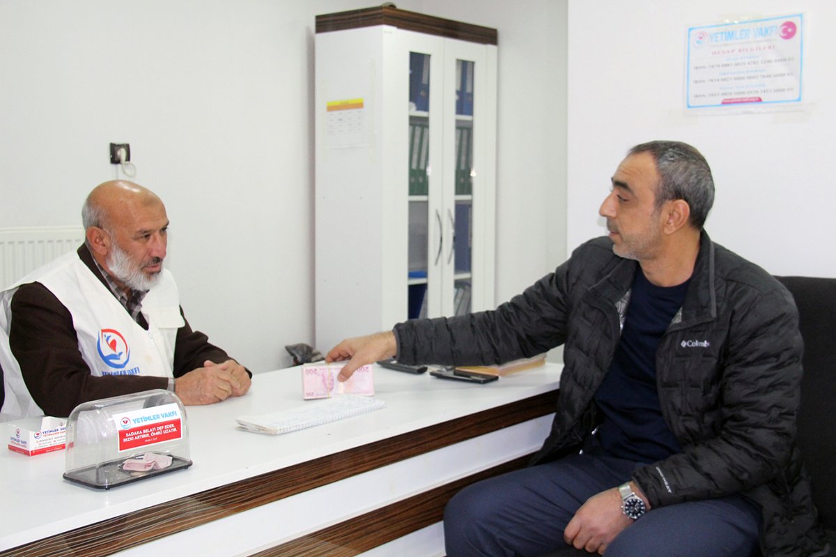 Diyarbakırlı hayırsever kira gelirlerini Gazze'ye bağışladı