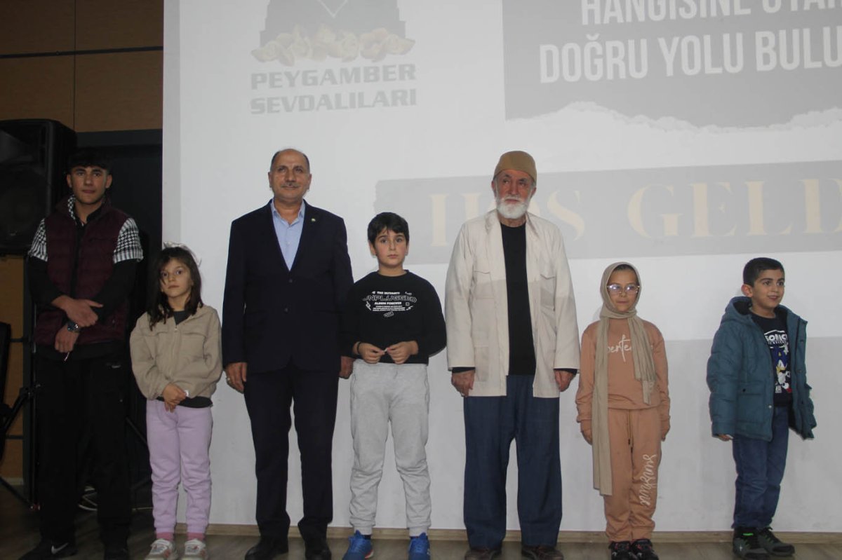 Bingöl Peygamber Sevdalıları Derneği tarafından "Kasım Ayı Sahabe Ayı" etkinliği düzenlendi