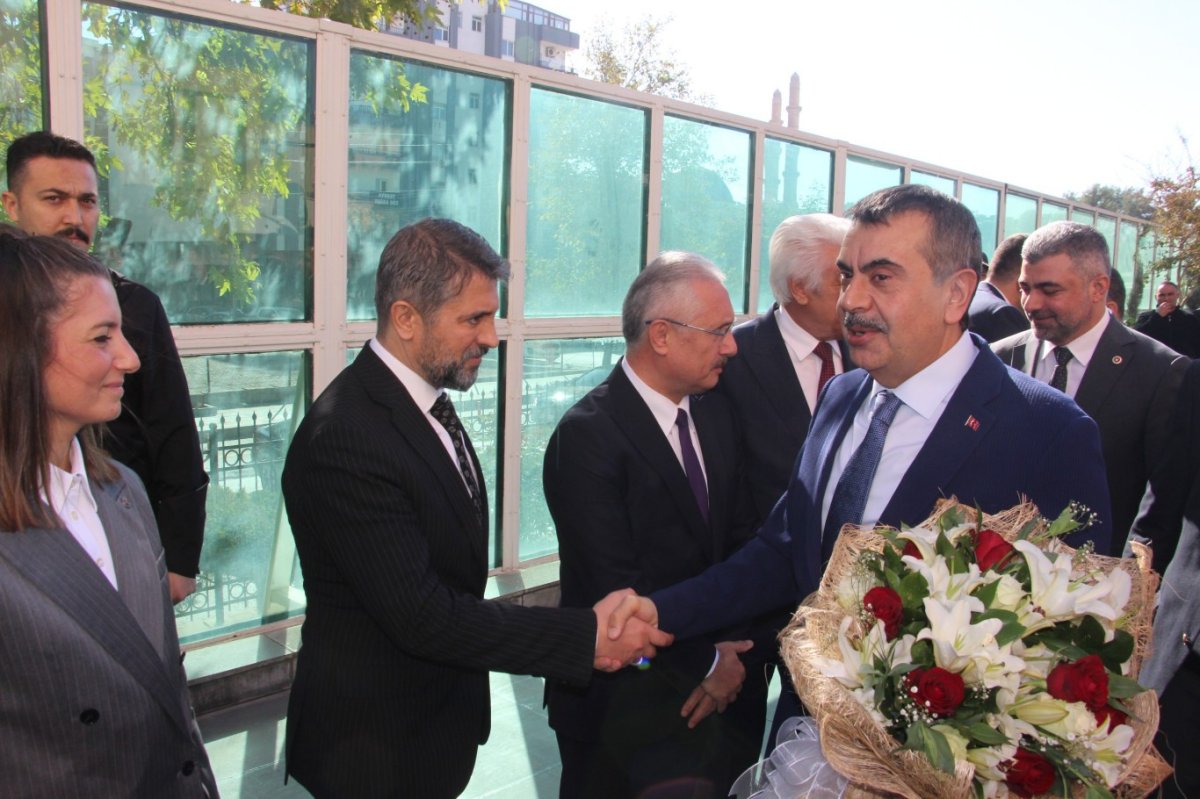 Milli Eğitim Bakanı Tekin Mardin’de