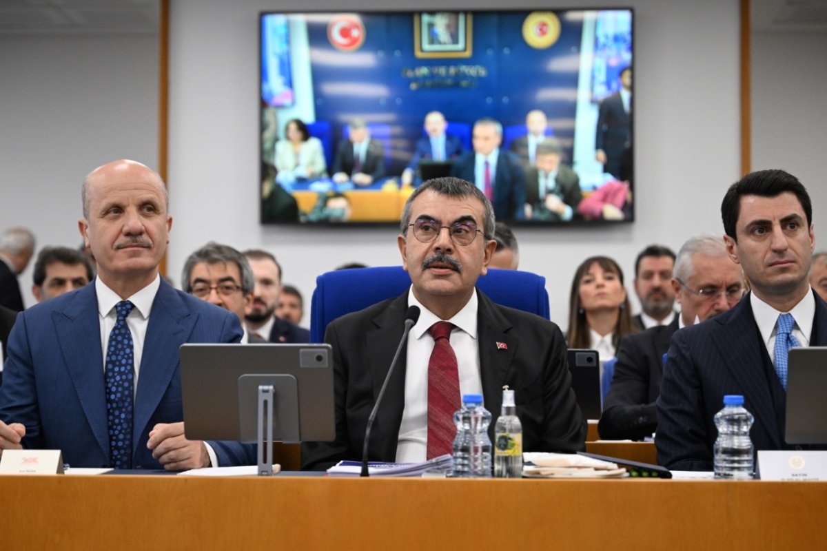 YÖK Başkanı Özvar’dan öğrenci affı müjdesi: Düzenleme TBMM’ye sunulacak