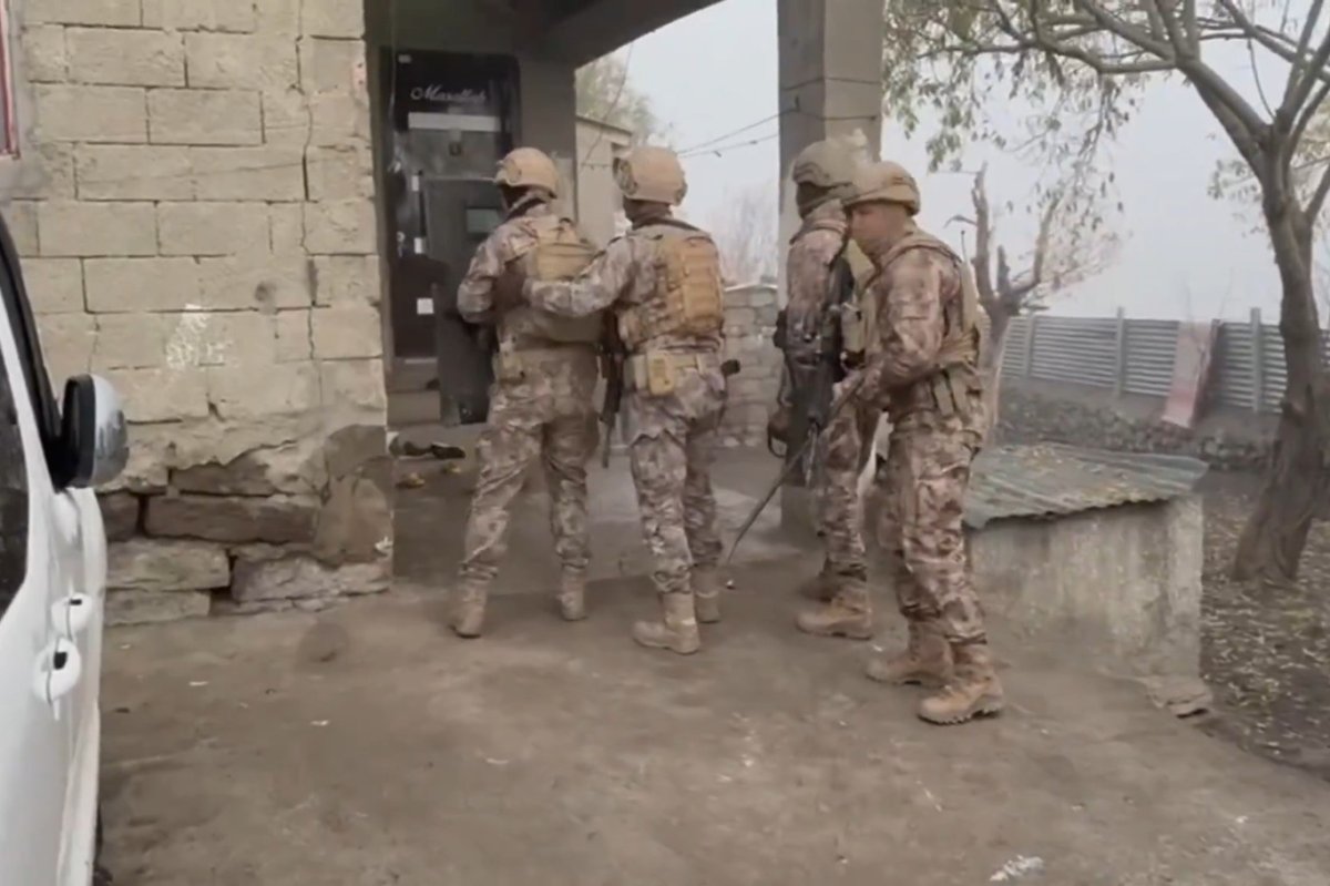 Ağrı'da gerçekleştirilen operasyonunda 3 şüpheli yakalandı