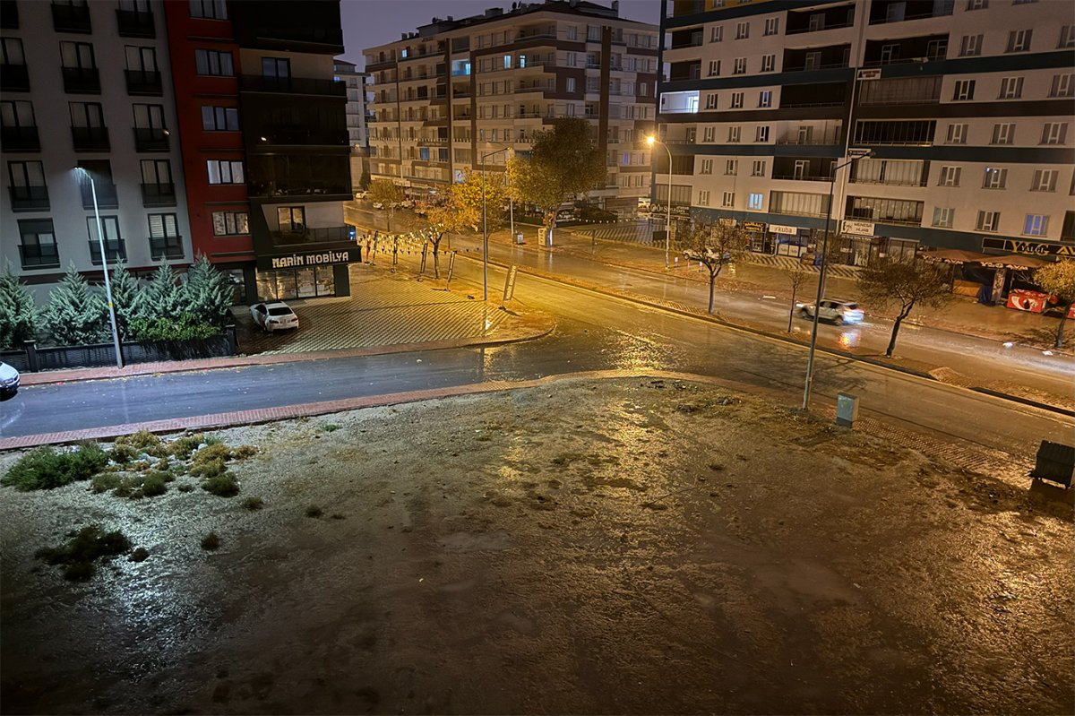 Konya’da beklenen yağış gün boyu etkili oldu