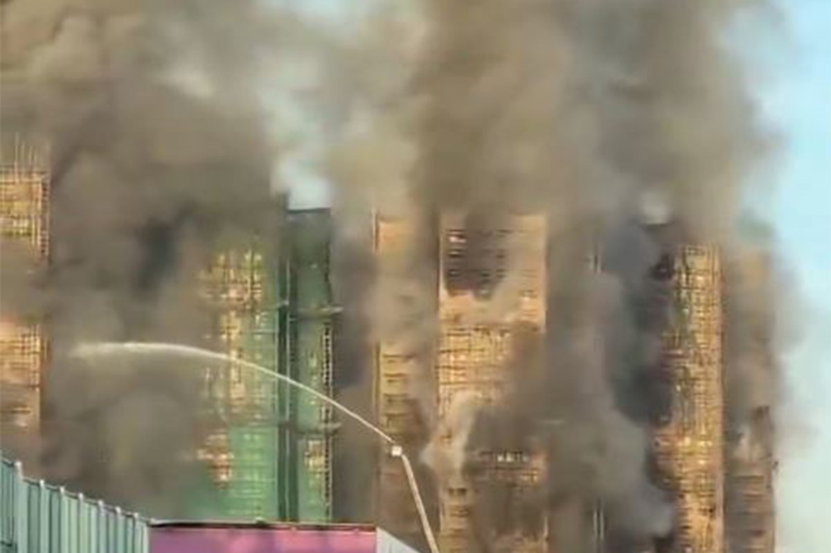 Hong Kong’daki yangında can kaybı 94’e yükseldi