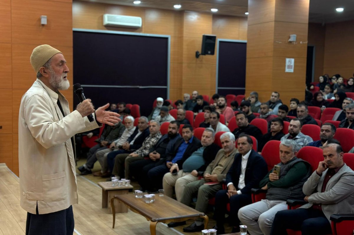 Osmaniye'de "Yolumuzu Aydınlatan Yıldızlar" programı düzenlendi