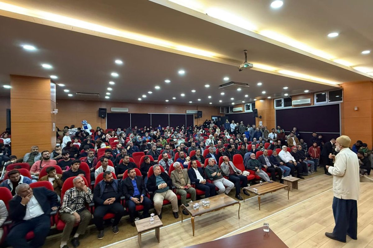 Osmaniye'de "Yolumuzu Aydınlatan Yıldızlar" programı düzenlendi