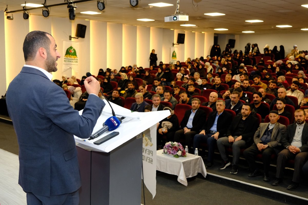 Van’da Mus’ab bin Umeyr’in fedakârlık dolu hayatı anlatıldı